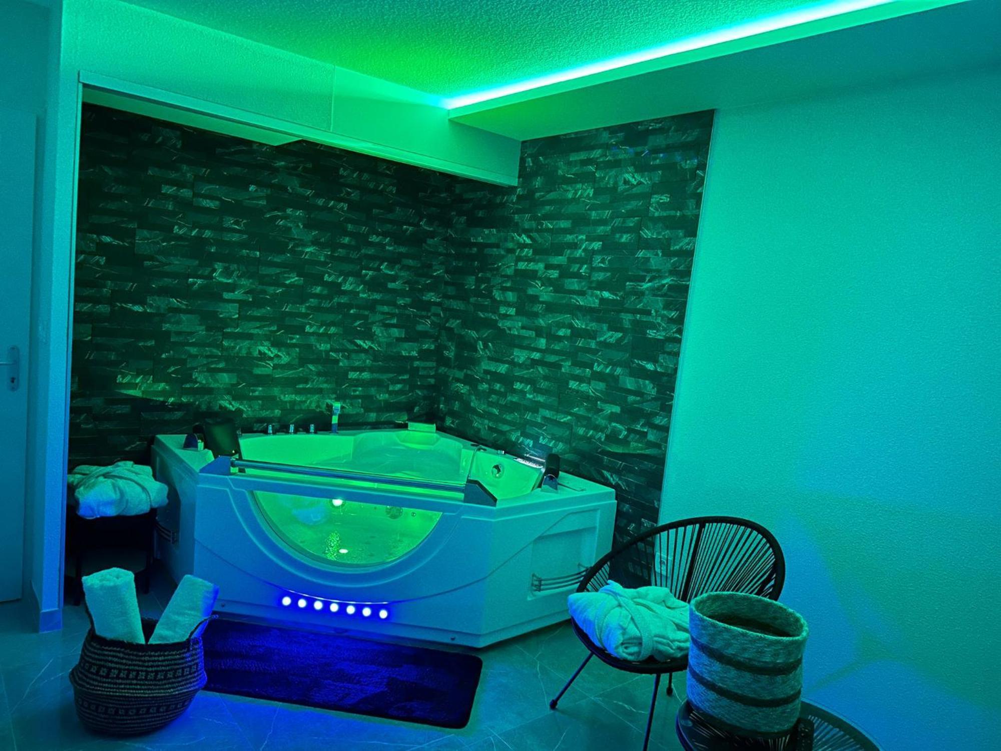 T3 5 Etoile Jacuzzi Apartment Toulouse Exterior photo